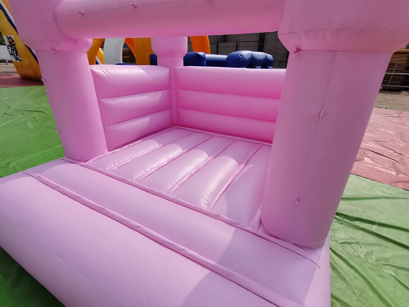 childrens outdoor inflatable bouncy castle