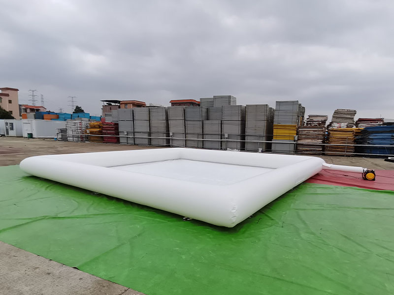 inflatable bumper car track for sale