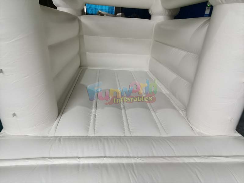 white inflatable bounce house white inflatable bounce house